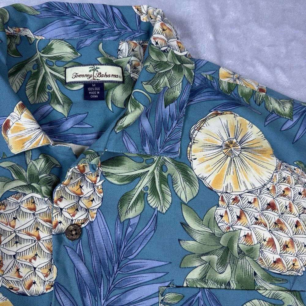 Tommy Bahama Men Blue Pineapple Silk Camp Shirt Tropical Hawaiian Short Sleeve M